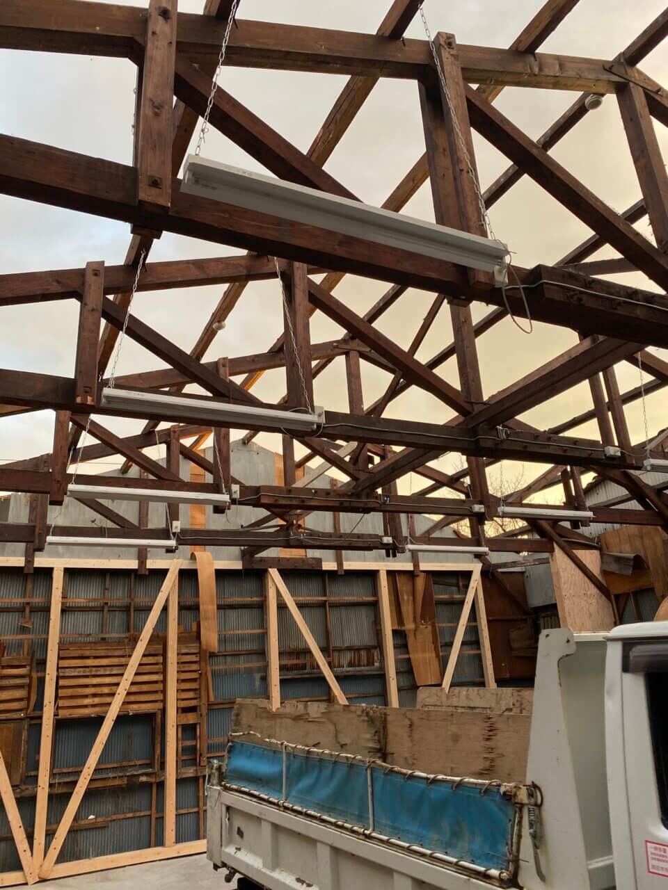 F社様　倉庫の屋根改修